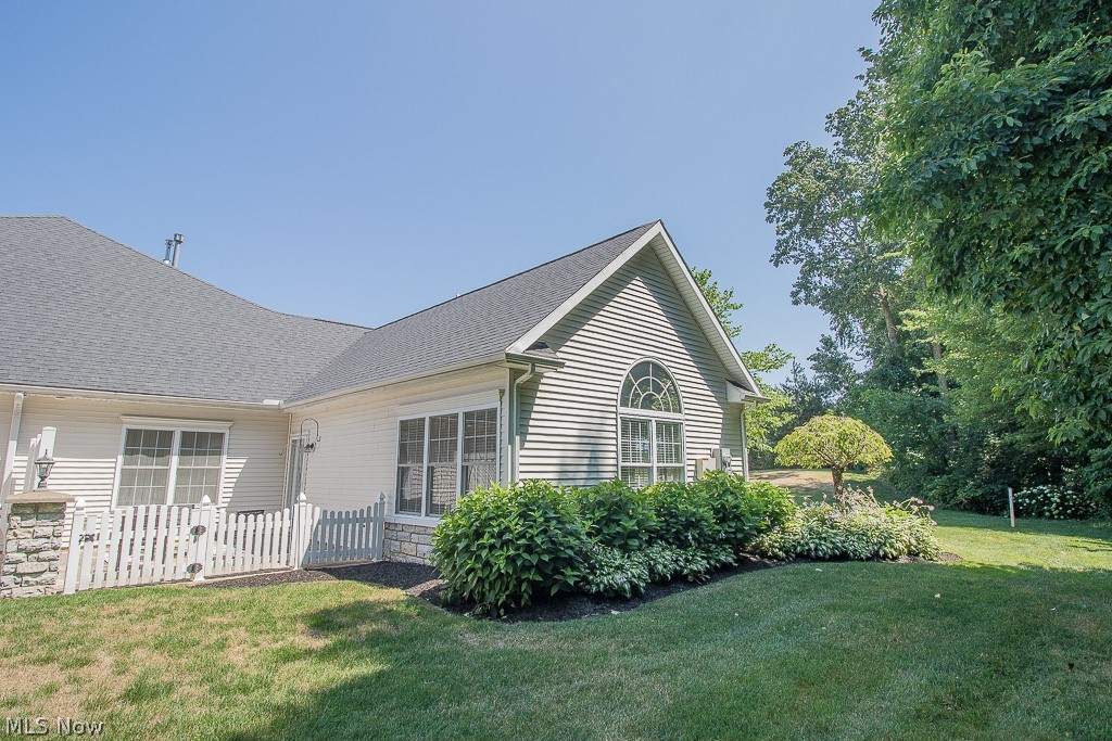 Grand Manor Estates Condo - Residential