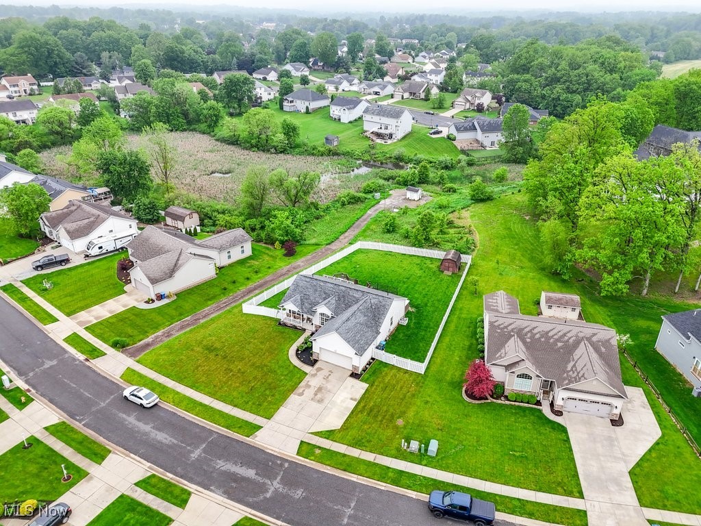 2042 Summer Evening Drive, Canal Fulton, Ohio image 11
