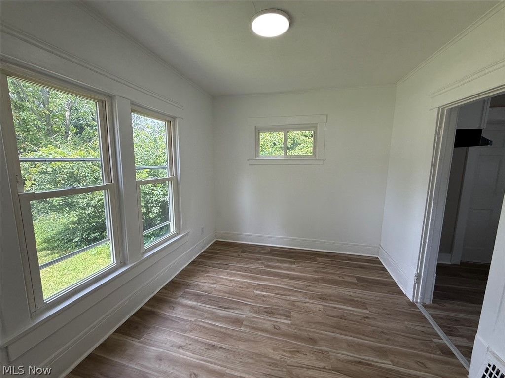 Photo of 257 Arch Street, Akron, OH 44304 (MLS # 5223566)