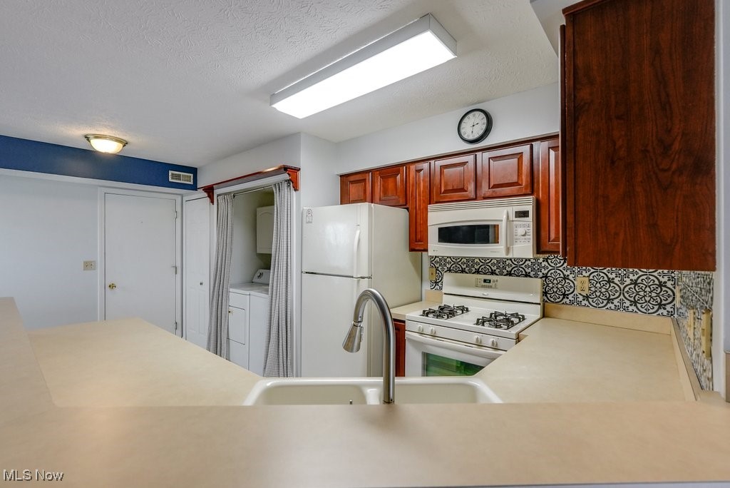 Courtyard Crystal Lake - Residential