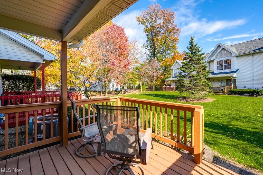 Courtyard Crystal Lake - Residential