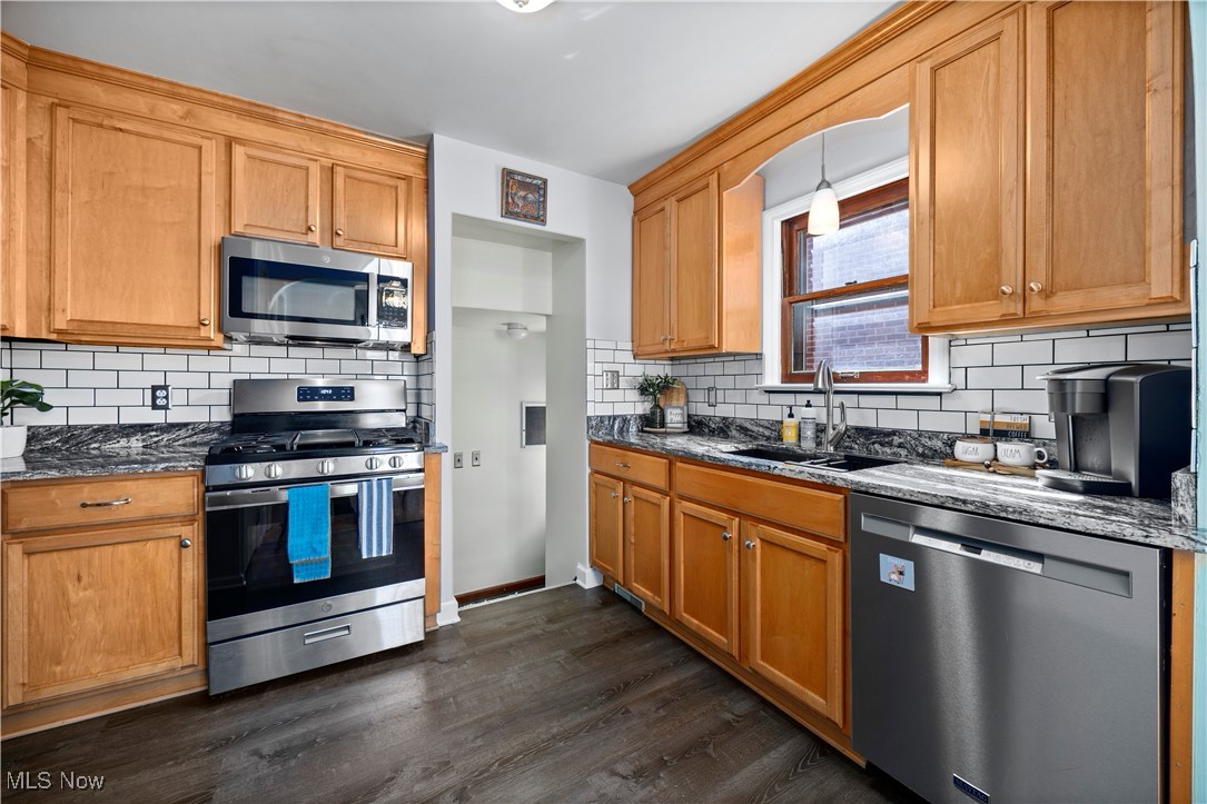 Lotus Realty Cos Fisher - Residential