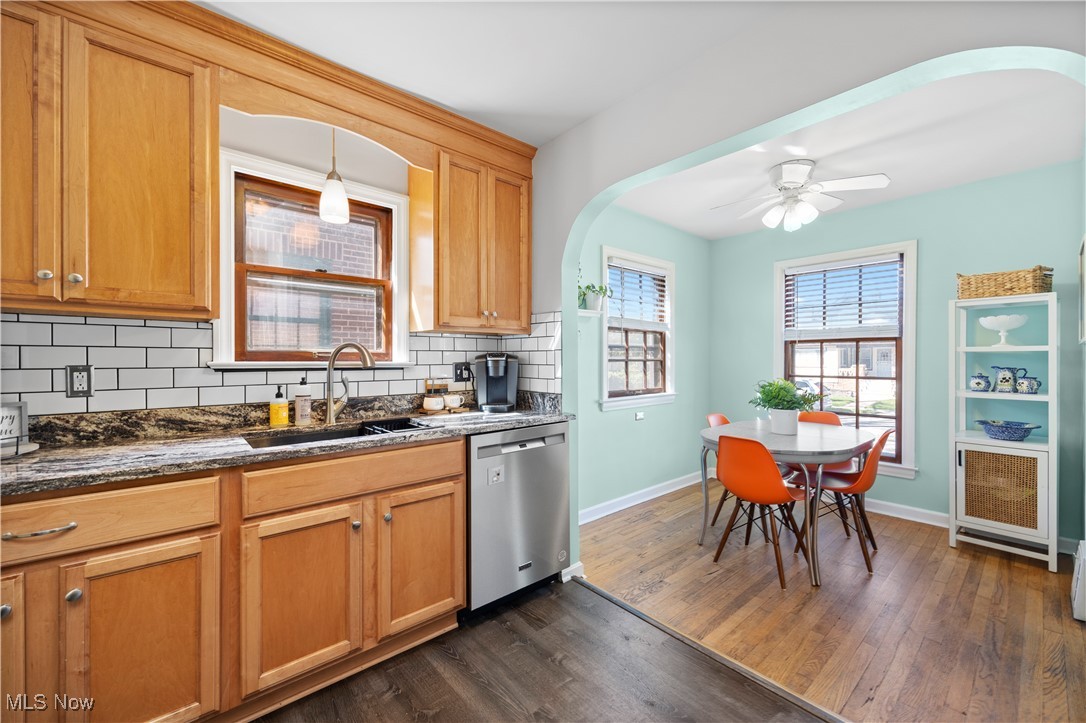 Lotus Realty Cos Fisher - Residential