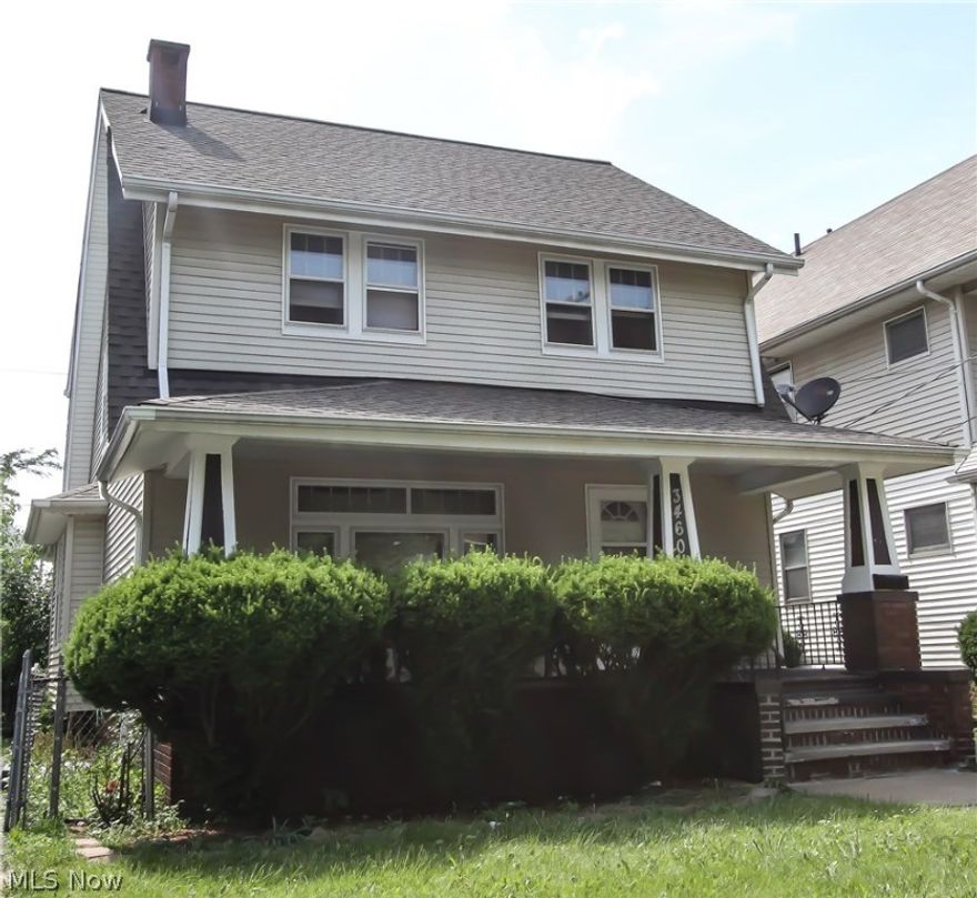 Great 3 bedroom colonial located on a quiet street.  Own you own home for and stop paying rent or own as an investment property.  Great price and ready for your personal touch.