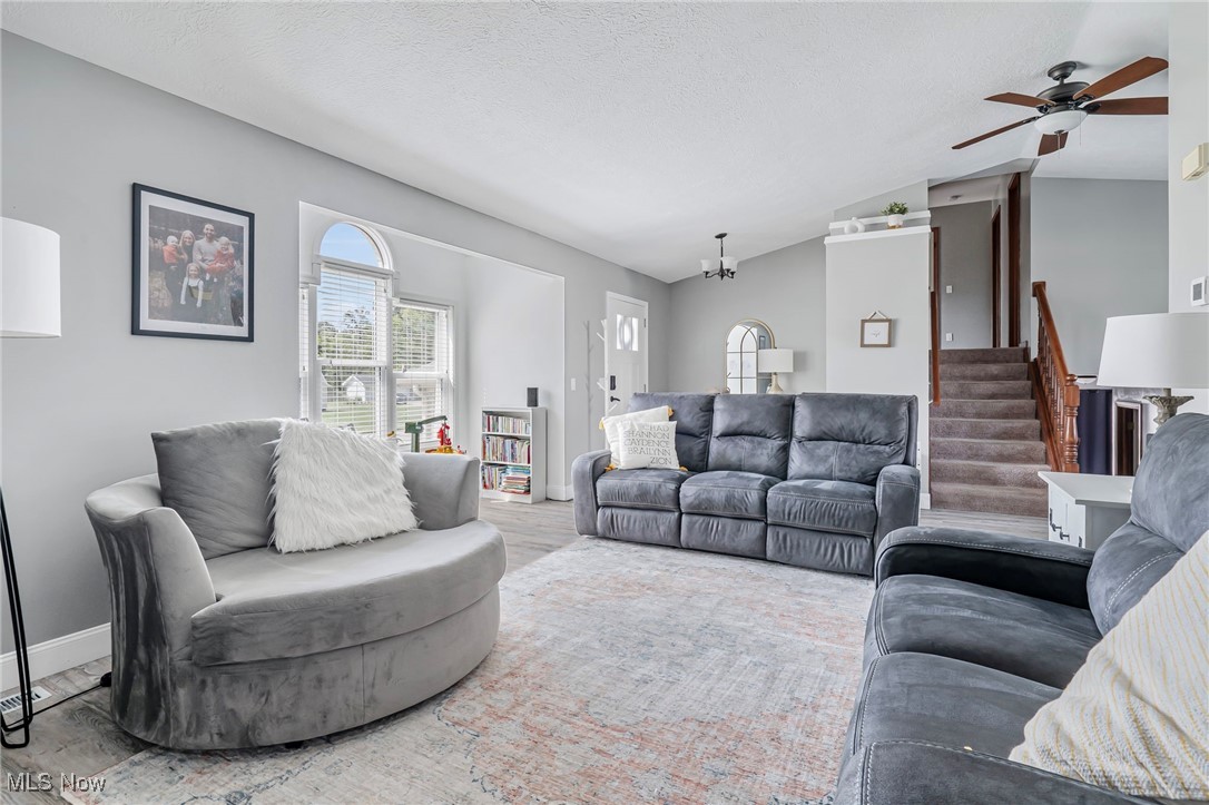 2021 Ashbrook Avenue, Louisville, Ohio image 5