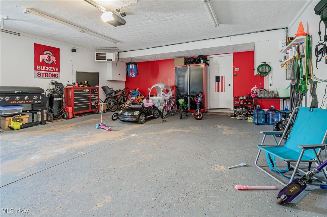 2021 Ashbrook Avenue, Louisville, Ohio image 24