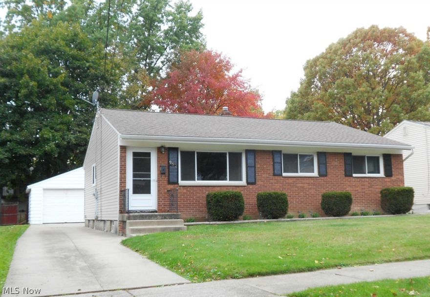 Super cute, updated Ranch!    This lovely 3 bedroom, 1.5 bath home features hardwood floors & a remodeled kitchen with plenty of cabinets & counter space, plus a pantry, eating area & new appliances (2012).  The partially finished basement offers a rec room & a bonus room perfect for an office or exercise room.  Updates include the new roof (2012), windows (2008), furnace (1999), C/A (approx 2000) & the hot water tank (7/2014).  Home is move-in ready!