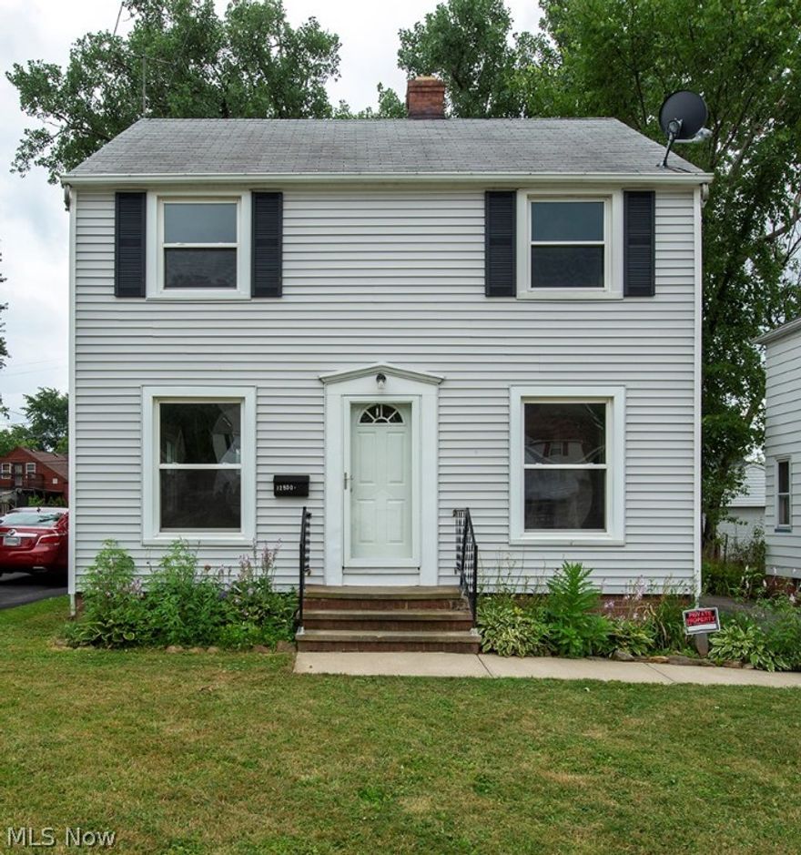 3 Bedroom 1 Full Bath Vinyl Sided Colonial Style Home On A Deep Lot Among Other Well Maintained Home On A In Quiet Street. Move-In, Enjoy And Relax In This Maintenance Free Home. All Vinyl Replacement Windows. Newer 2 Car Garage