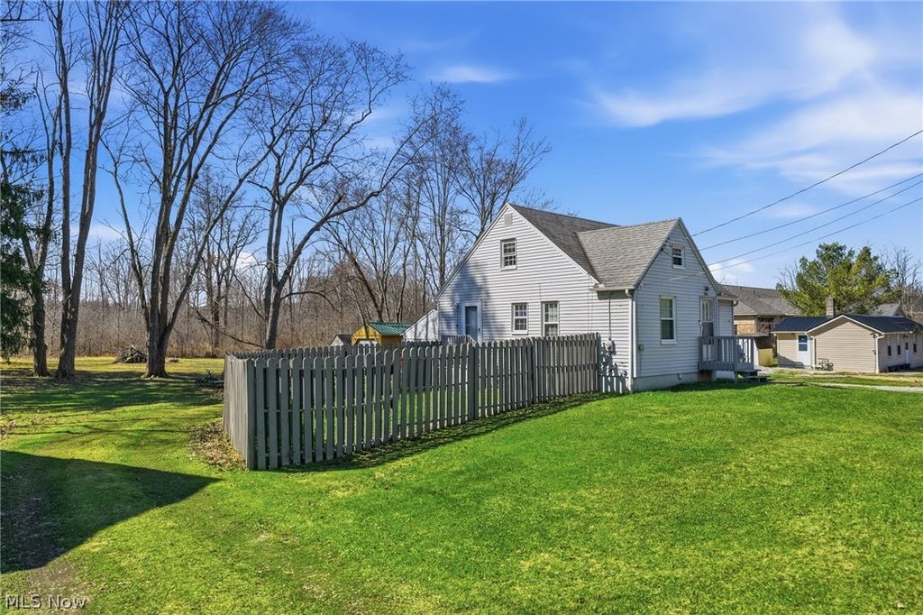 Photo of 9614 Ravenna Road, Twinsburg, OH 44087 (MLS # 5192810)