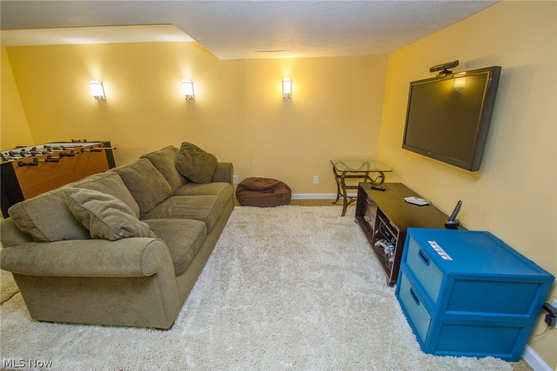 Hunting Meadow - Residential