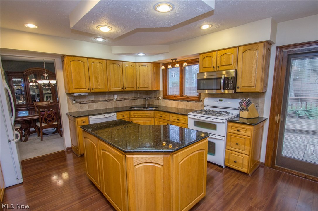 Hunting Meadow - Residential