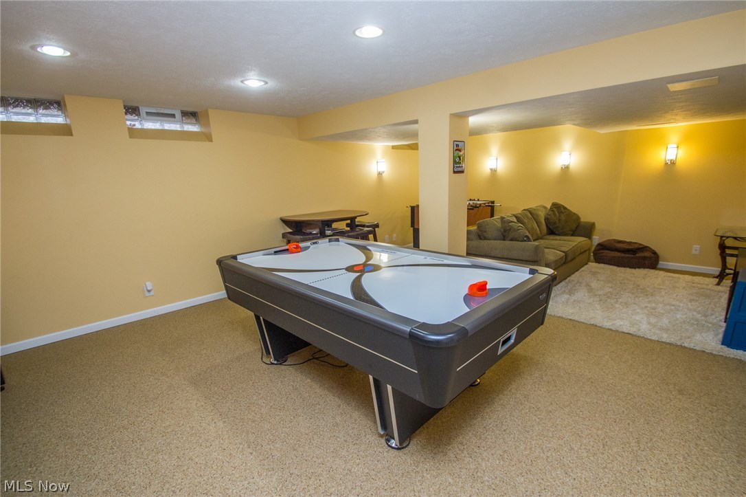 Hunting Meadow - Residential