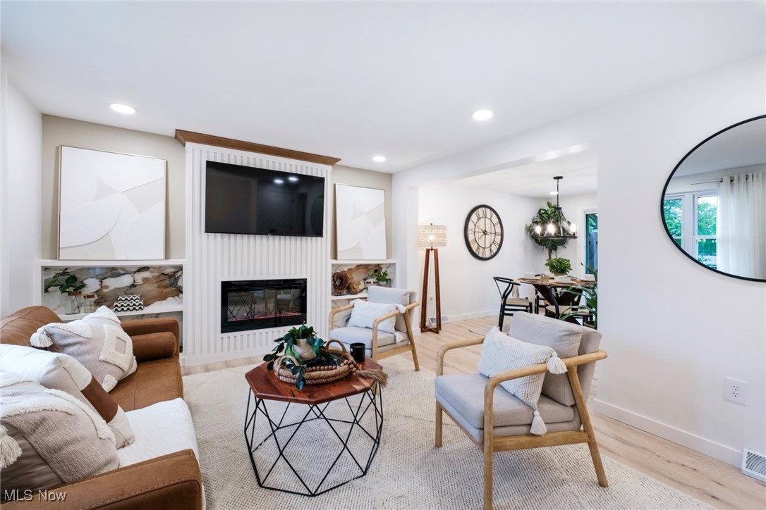 260 Marshall Ave, Warren, Ohio image 12