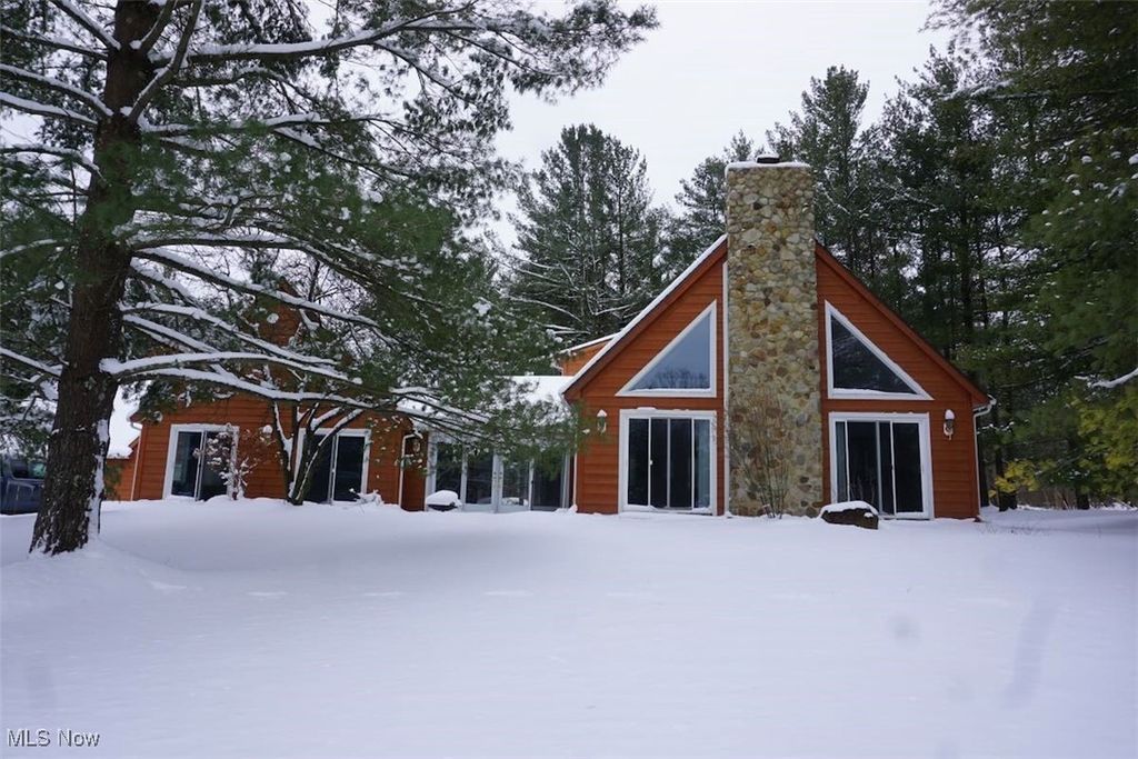 Photo of 14543 Ensign Road, Burton, OH 44021 (MLS # 5179205)