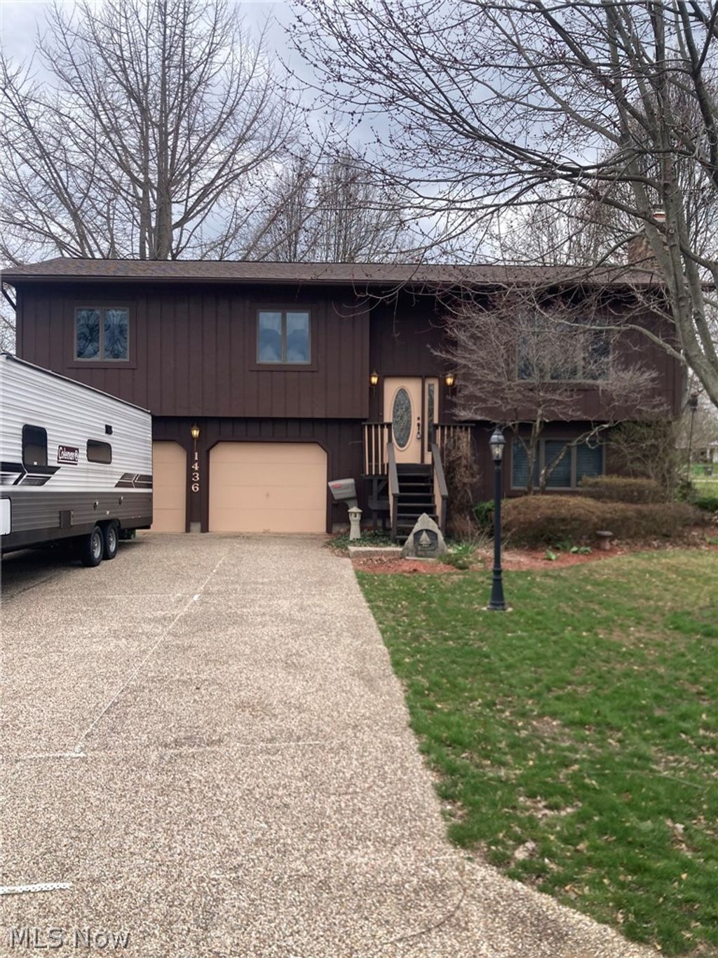 Photo of 1436 Forrest Drive, Barberton, OH 44203 (MLS # 5197291)