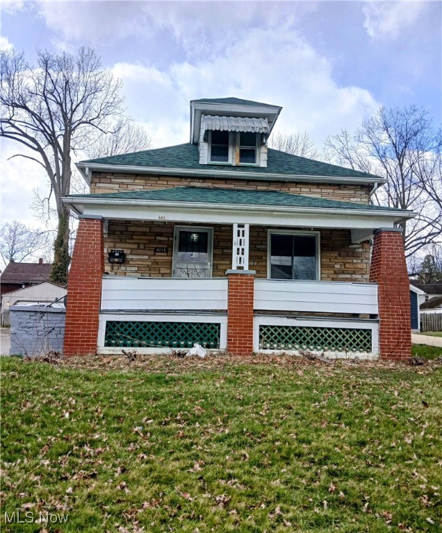 Check out this darling home available for rent. Excellent Boardman/Youngstown neighborhood. Right off of Market and Midlothian is this charming 4br 2 full bath house ready to be called home. Blistering cold central A/C for those hot summer days. Downstairs features 2 large bedrooms right off of the living room and dining room. The kitchen is very big and comes equipped with a dishwasher, fridge, stove and tons of cabinets and countertop. The first full bathroom sits off the kitchen and has a shower/tub combo with a beautiful shower surround. The upstairs features two additional, very large bedrooms and a second full bathroom, also with a shower/tub combo. A very large home with the upstairs having its own separate access. Large basement with washer/dryer hookups. Huge 2-car garage and fully fenced in backyard. Handicap accessible with a wheelchair ramp on the back of the home. Many well-kept homes neighboring all sides. This will not last long. Submit application as your first step to being considered for this property.
Certified pest-free Property! Renter's Insurance required & free credit building services for all our tenants. Easy & accurate rent paying services, 24 hour emergency repair line for all tenants. Locally managed with office, open Monday thru Friday, friendly & professional staff. Great working relationship with Government & Community services that help our Tenants.