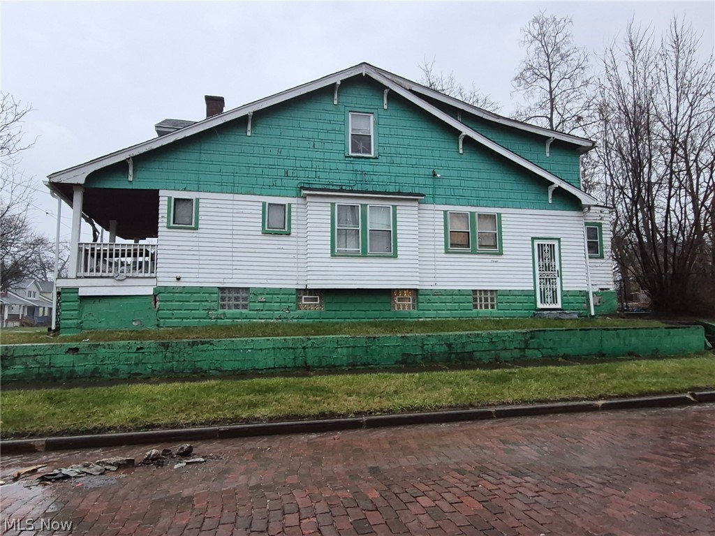 12000 Holborn Avenue