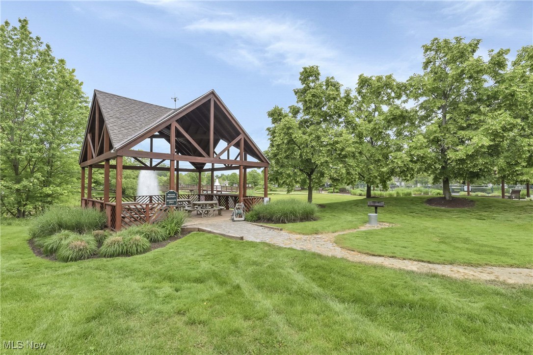 2174 Southampton Lane, Avon, Ohio image 41