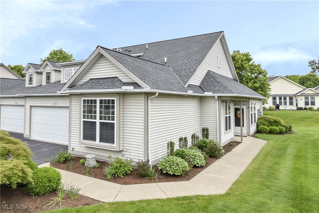 2174 Southampton Lane