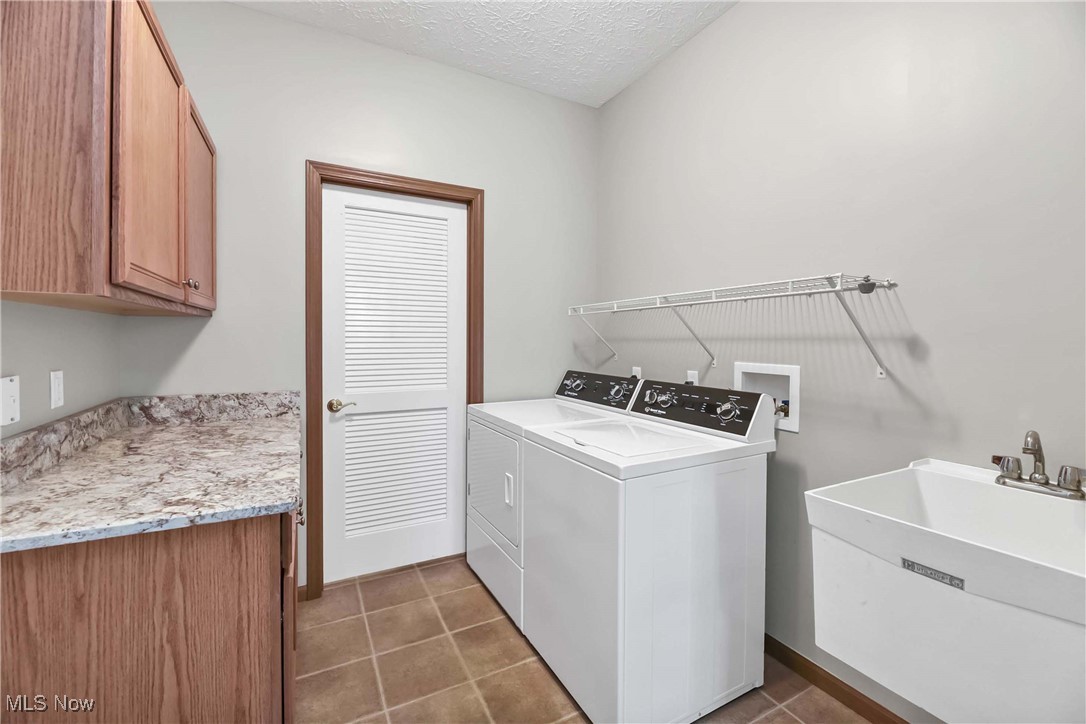 2174 Southampton Lane, Avon, Ohio image 27
