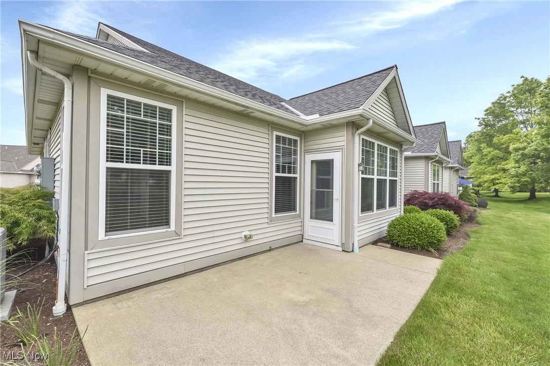 2174 Southampton Lane, Avon, Ohio image 6