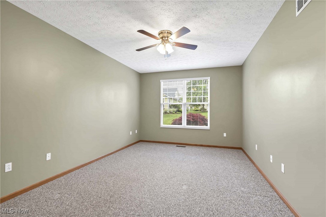 2174 Southampton Lane, Avon, Ohio image 23