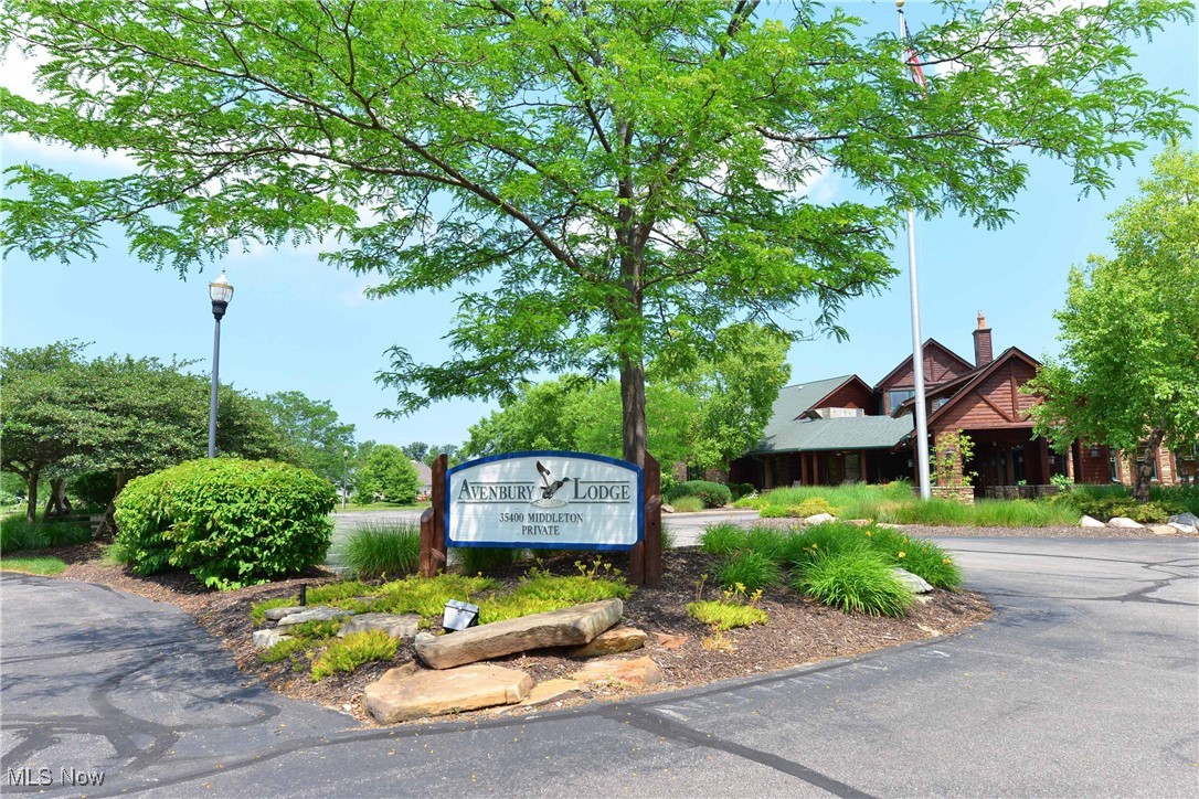 2174 Southampton Lane, Avon, Ohio image 39
