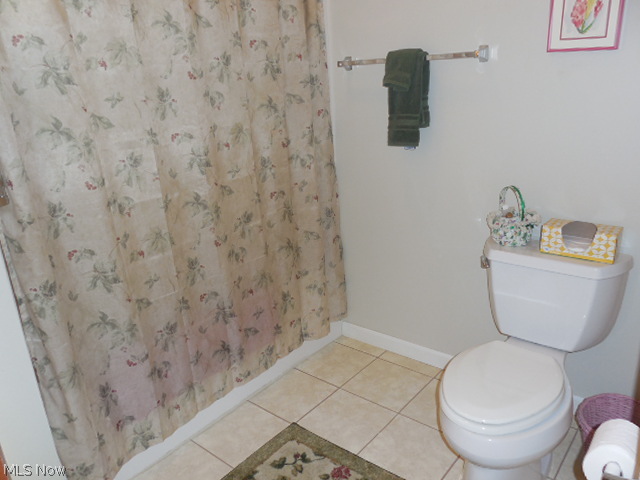 Clingan Xing Condo - Residential