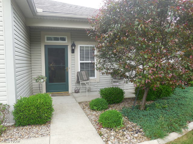 Clingan Xing Condo - Residential