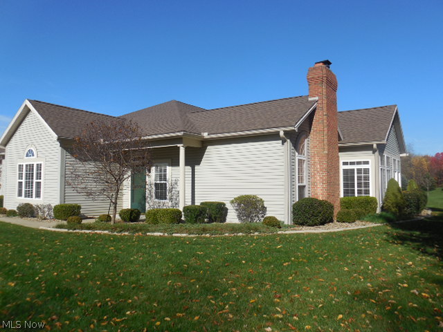 Clingan Xing Condo - Residential