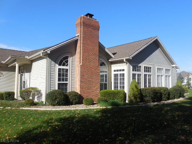 Clingan Xing Condo - Residential