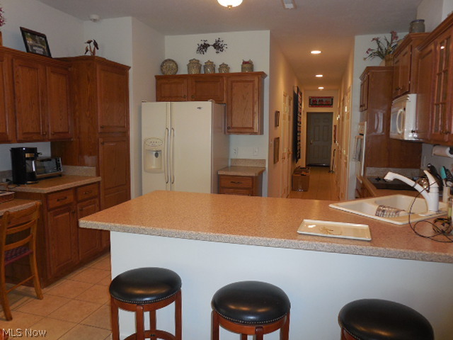 Clingan Xing Condo - Residential