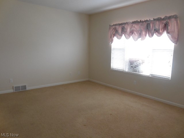 Clingan Xing Condo - Residential