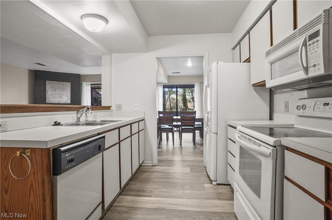 Hampton Woods - Residential