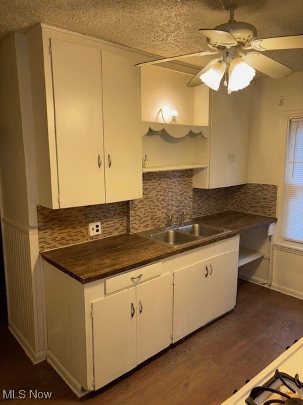 Photo of 401 Sheridan Ave, Niles, OH 44446 (MLS # 5180324)