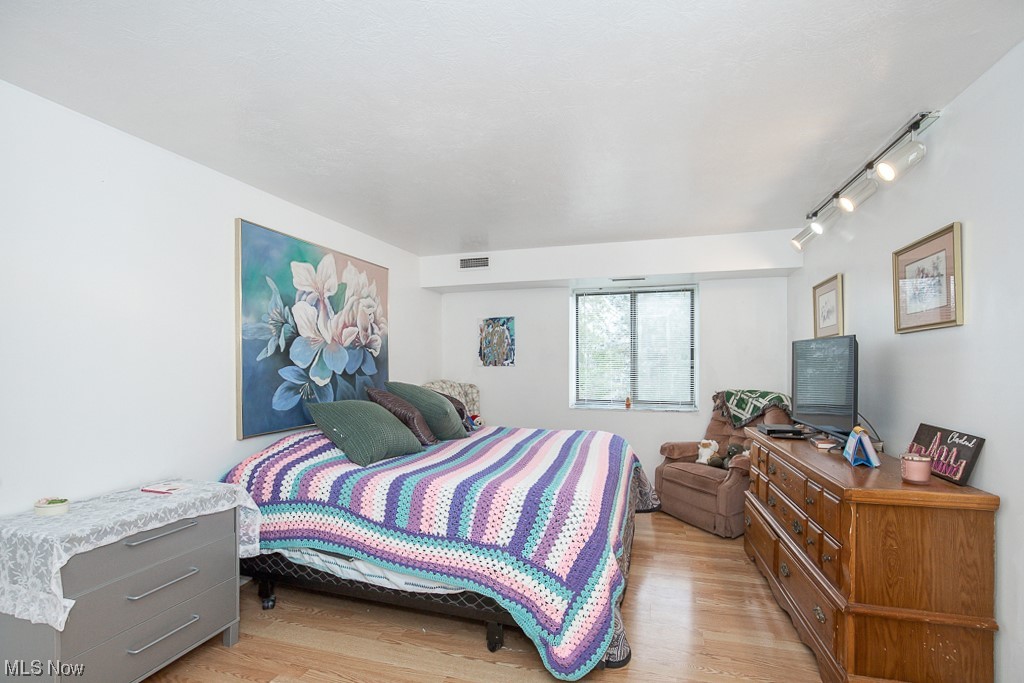 Sunrise Cove - Residential