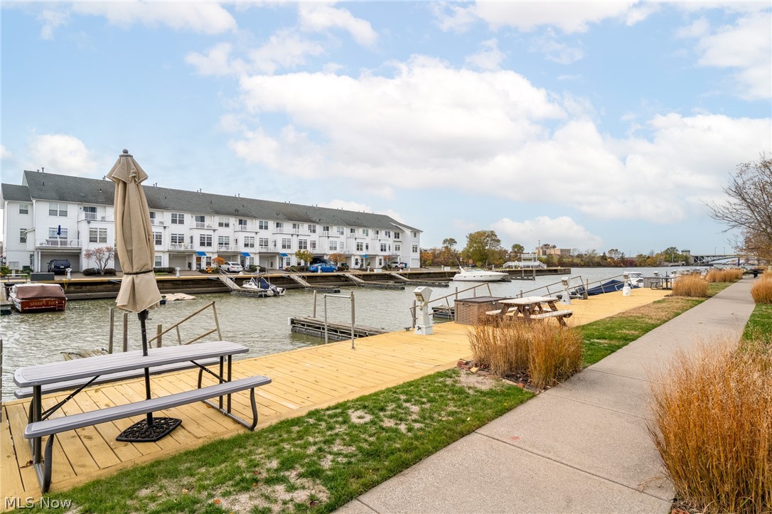 Harbor Walk/Black Riv 02 - Residential
