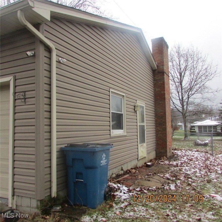 640 Matawan Drive, Campbell, Ohio image 2