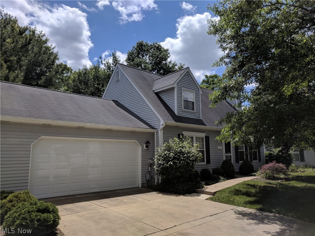 East Bath Woods. Nice and open warm and welcoming end unit condo that offers privacy 3 season enclosed porch, vaulted ceilings, skylights, loft and gas fireplace. This has been a one owner pet free unit.