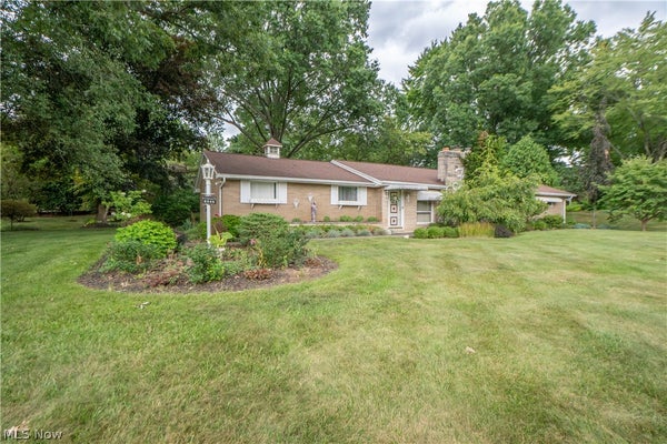 5345 SCHARIO RD NW, CANTON, OH 44718 - Image 0c82a8a400cf048571d710e73699adad/3140893427