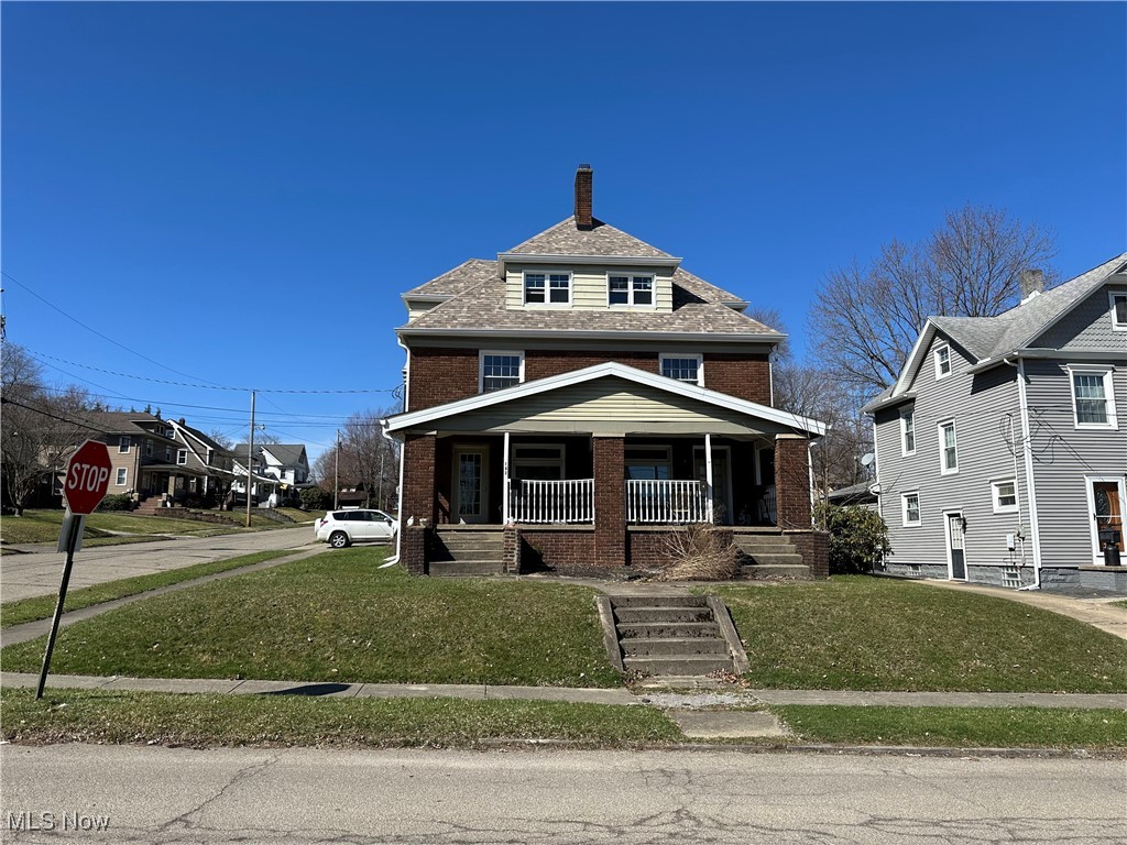 Great investment opportunity at 160 Hager! This brick duplex, located in the Hubbard School District, offers two spacious units. Each unit has 3 bedrooms and a finished attic that adds a 4th bedroom. Both units also include 1 bathroom, a kitchen, and a living room. Each side has its own basement access for storage and laundry. The property features a garage for parking and a low-maintenance brick exterior. Tenants pay all utilities, and the property currently generates $2,250 per month in rental income. Don’t miss out on this income-producing gem!