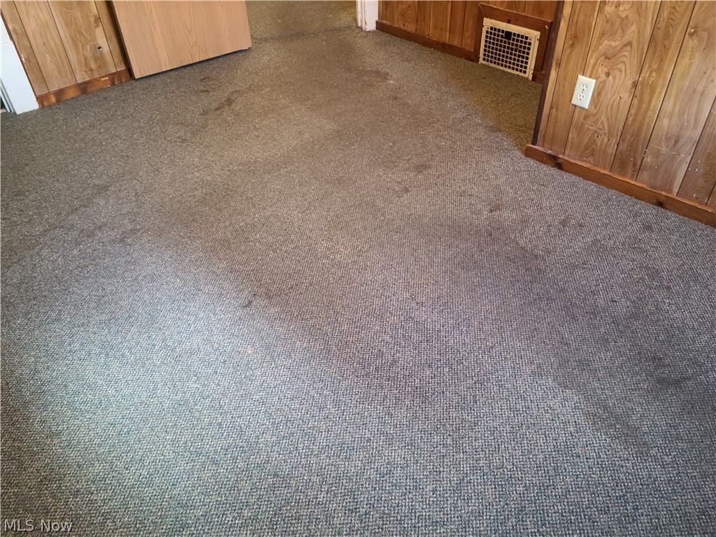 City/Akron - Residential Lease