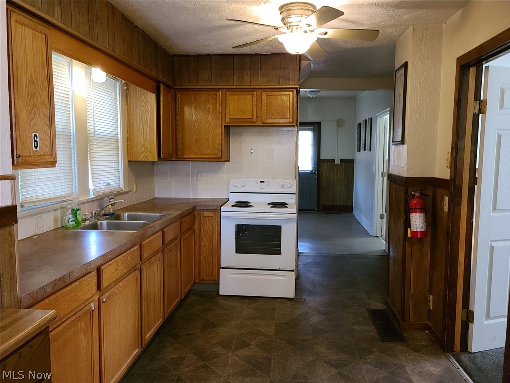 City/Akron - Residential Lease