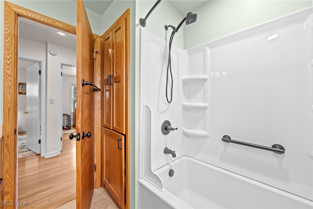 3533 Lakeview Boulevard, Stow, Ohio image 23