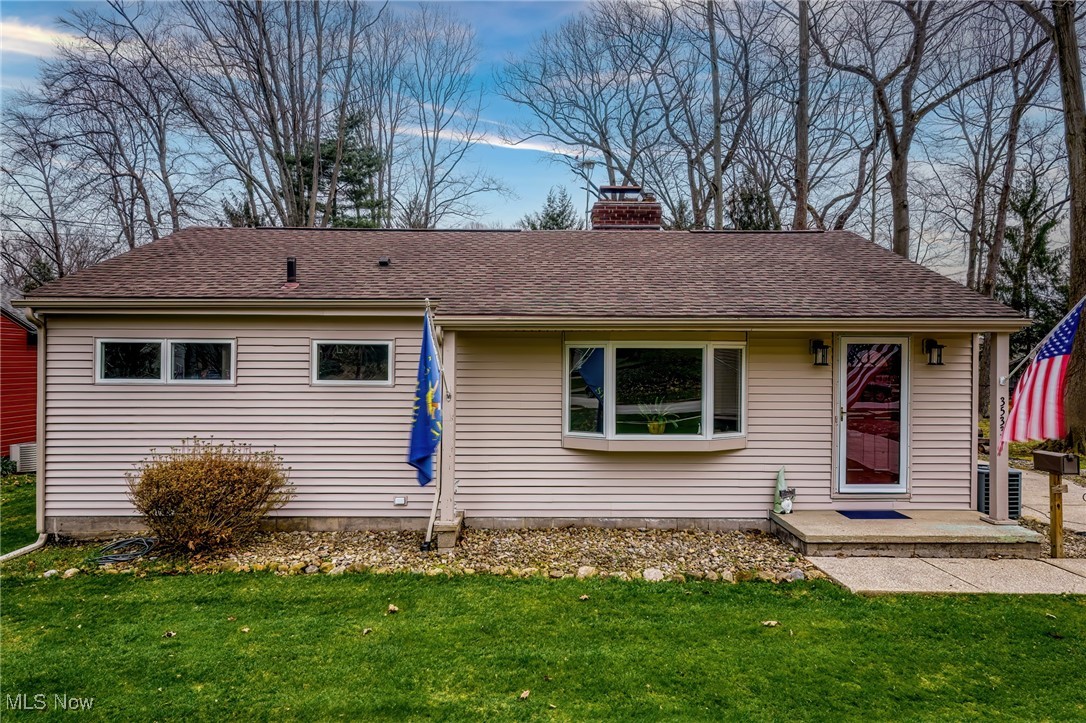 3533 Lakeview Boulevard, Stow, Ohio image 1