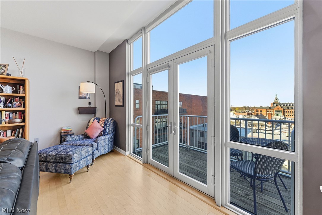 1951 W 26th Street 514