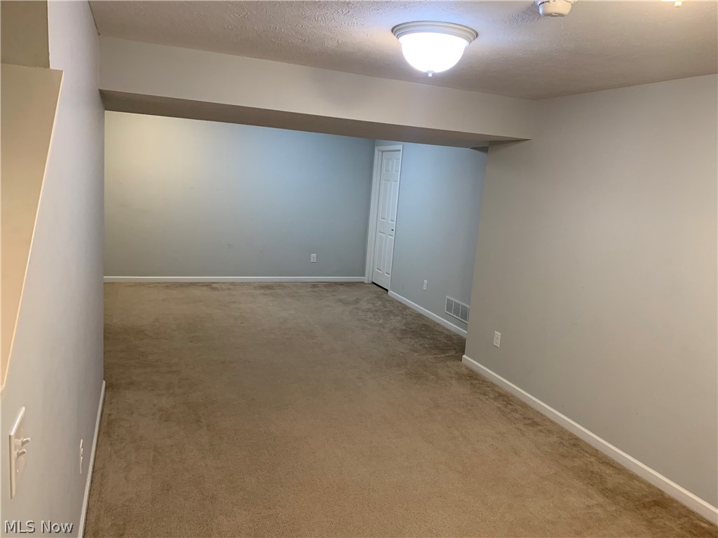 Hidden Lakes PUD Ph 01 - Residential Lease