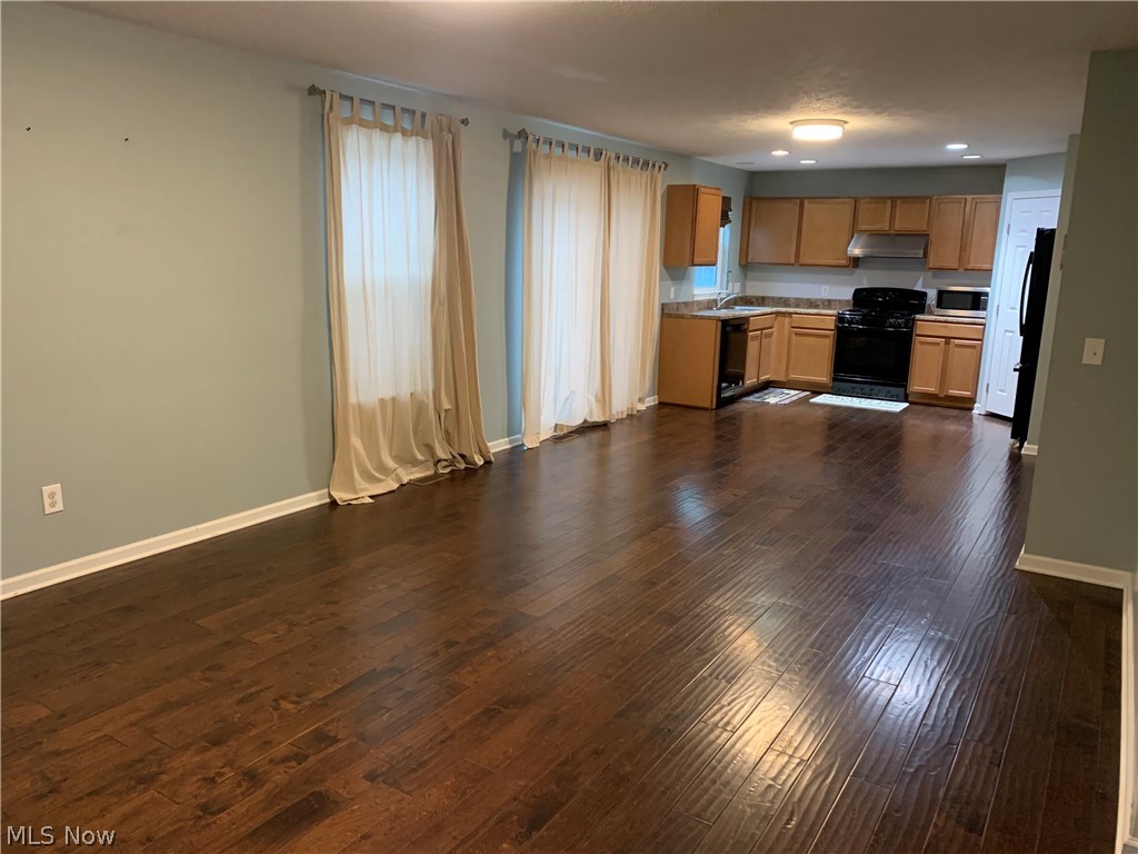 Hidden Lakes PUD Ph 01 - Residential Lease