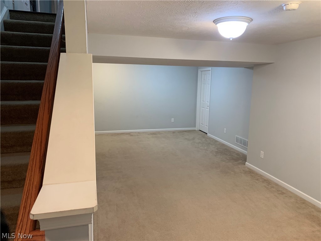 Hidden Lakes PUD Ph 01 - Residential Lease