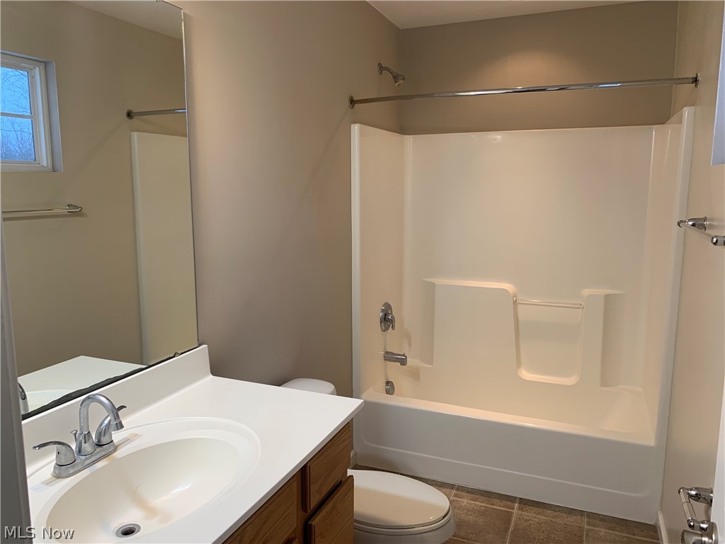 Hidden Lakes PUD Ph 01 - Residential Lease